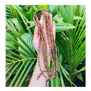 Vietnam Bracelet en bois d'agar naturel 16MM-18MM perles unisexes Style bouddhiste Protection spirituelle cadeau personnalisé OEM bijoux en bois - Product Image 4