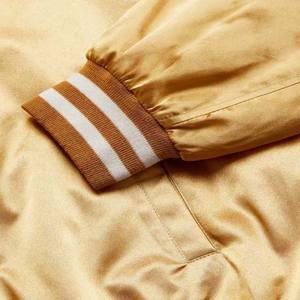 Blousons bombardiers en satin Fabricant de gros Vêtements de baseball Veste pour homme Letterman Veste de baseball universitaire pour homme - Product Image 4