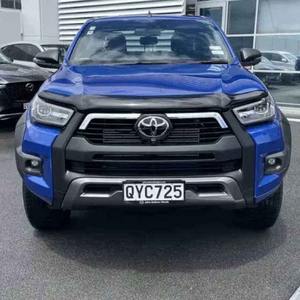 2020 Toyotas Hilux Diesel Essence Pickup 4x4 Voitures d'occasion NOUVELLE ARRIVÉE RHD LHD Frais et propre Excellent état Pas d'accident - Product Image 4