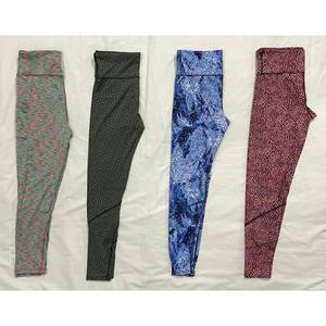 Los Pantalones deportivos brillantes para gimnasio más vendidos, mallas personalizadas de color sólido para entrenamiento de talla grande, ropa activa de Yoga para mujer - Product Image 1