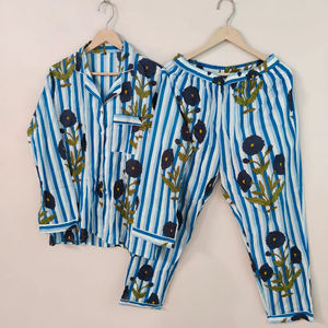 Conjunto de Pijama de Algodón con Estampado Floral de Lujo para Mujer, Cuello en V, Mangas Largas, Cierre de Botones, Largo Completo, Suave, para Verano - Product Image 1