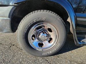 CLEAN- TITLE- DODGE -RAM-FURGONETA-1500-CARGA-RWD-LISTO PARA ENVÍO-VENTA-LISTO PARA-ENTREGA-PUERTA A PUERTA-ENTREGA - Product Image 3