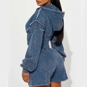 2025 Customizable Cropped Hoodie <b>Short</b> <b>Set</b> for Women Solid Color 2-in-1 Comfortable Crop <b>Top</b> <b>and</b> <b>Shorts</b> - Product Image 5