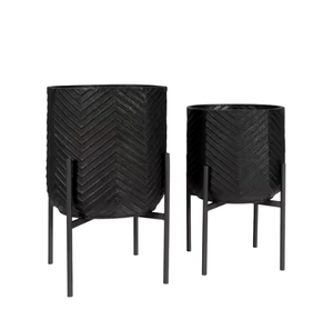 Vente en gros de jardinières élégantes rondes en métal au design nordique pour la décoration intérieure de la maison et du sol Jardinières étonnantes en métal artisanal - Product Image 1