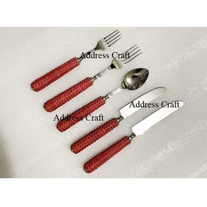 Prix de gros ensemble de couverts avec poignée en osier pour la vaisselle de mariage ensemble de couverts en acier inoxydable 18/8 couverts en or de haute qualité - Product Image 2