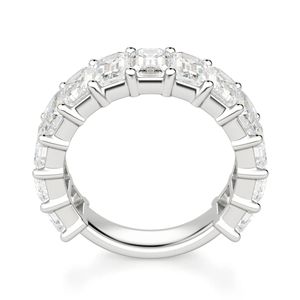 Diamante de corte esmeralda Semi Eternity Wedding Band para mujer - Product Image 5