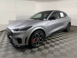 Auto Eléctrico Familiar de Lujo Usado, Modelo 2021, SUV de Alto Rendimiento, Tracción en las Cuatro Ruedas, 480 hp, 860 Nm de Torque, Techo Panorámico de Litio, Autonomía de 601-700 km - Product Image 5