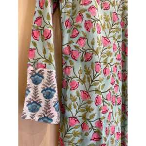 Vestido Floral de Verano ODM Tallas Grandes Tulip Garden 2 Transpirable Ligero Halter con Cremalleras Fruncido para Fiestas en la Playa y Atuendos Formales de Día XS - Product Image 4