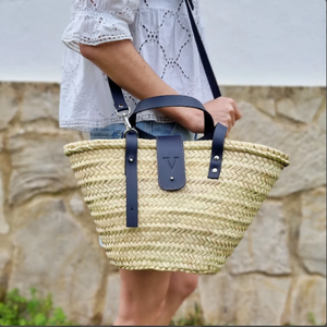 Panier marocain magnifiquement fait main avec poignées en cuir, sac à main en paille pour femmes, sac en paille personnalisé avec initiales - Product Image 1