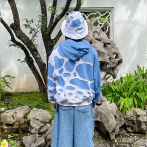 Sweat-shirt bleu et blanc coloré, effet délavé, effet vieilli, sweat-shirt vintage, coupe ample, surdimensionné, streetwear - Product Image 4