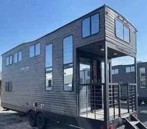 LE PIONIER DES REMORQUES DE DESTINATION. Camping-car River RV Cherokee Timberwolf + Livraison Gratuite - Product Image 1