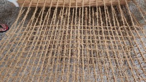 Meilleure vente de filet de fibre de coco écologique maille tissée corde Vietnam fabriqué en usine produit en fibre de géotextiles à motif brut - Product Image 6