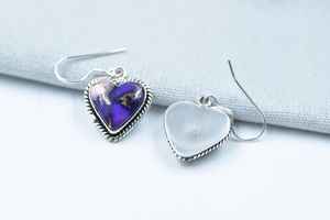 Boucles d'oreilles pendantes en forme de cœur en argent sterling avec pierre précieuse naturelle turquoise et dahlia violet faites à la main, unisexes, pour mariages, fêtes, cadeaux, occasions spéciales - Product Image 4