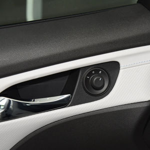 Berline d'occasion 2023, 1.5 hybride, boîte automatique, conduite à gauche, jantes R16, norme d'émission Euro VI, moteur atmosphérique - Product Image 2