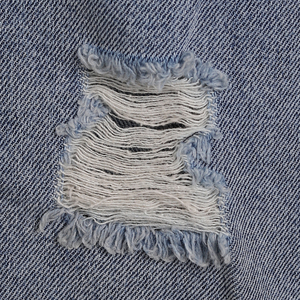 Shorts en jean décontractés pour hommes – 100 % coton, coupe ample, bleu clair et marque privée disponible - Product Image 3