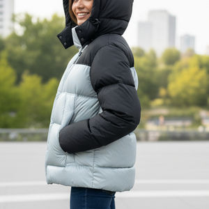Ventes en gros OEM, vestes matelassées pour femmes, streetwear, manches longues, 2 tons, résistantes à l'eau, coupe ample, col montant avec capuche, vestes matelassées pour femmes - Product Image 3