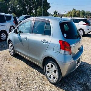 Voitures Toyotta VITZ d'occasion disponibles 1.6L 2018 2019 2020 2021 en vrac en stock expédition rapide conduite à gauche à droite - Product Image 1