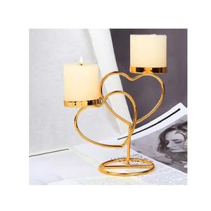 Ensemble de bougeoirs en métal artisanal avec une finition élégante, parfait pour le salon, la table à manger, la chambre à coucher, la décoration festive - Product Image 4