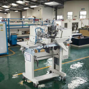 Máquina de Coser Industrial Computarizada de Doble Aguja para Colocar Presillas de Cinturón, Modelo DS-6004B-IM-254, Nueva - Product Image 6