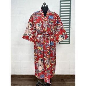 Kimono long en coton Kantha Reine pour femme, vert pastel, avec design réversible, idéal comme cache-maillot de bain. - Product Image 1