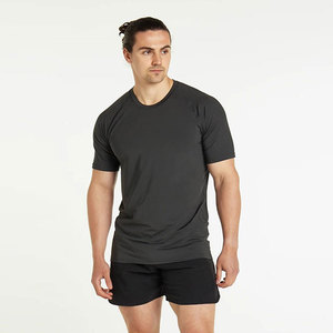 T-shirts à sublimation T-shirts de gym vierges en polyester 100% avec logo T-shirts pour hommes T-shirt imprimé uni à coupe sèche avec logo personnalisé pour hommes - Product Image 1