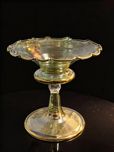 Plat de service en verre soufflé à la main, à pied, festonné, avec bordure dorée, style égyptien, pour le Ramadan, vente en gros - Product Image 4