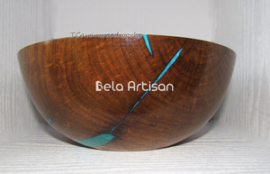 Cuenco Decorativo Artesanal Ecológico de Estilo Americano en Madera y Resina con Diseño Único de Incrustaciones, Resina Azul Vibrante para Fiestas - Product Image 2