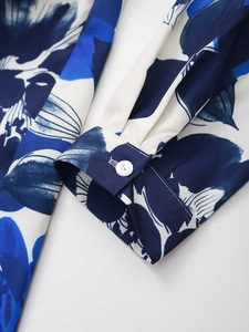 Camisa de mujer de manga larga personalizable de fábrica al por mayor con cuello vuelto ropa informal sostenible de calidad superior - Product Image 5