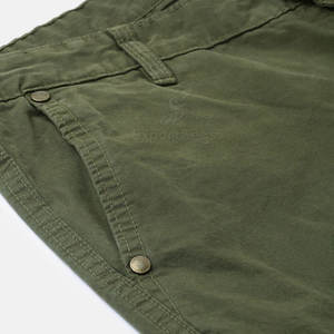 Pantalón Cargo clásico con múltiples bolsillos con ajuste cómodo Pantalón Cargo de algodón duradero para hombre con diseño de utilidad elegante - Product Image 4