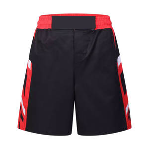 Pantalones cortos de boxeo de artes marciales de primera calidad de color rojo, pantalones cortos de tela satinada de diseño de alta calidad para boxeadores - Product Image 1
