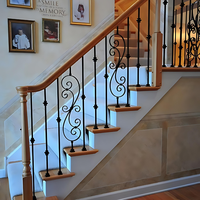 Rampe d'escalier et composants en fer forgé haut de gamme pour villa, design moderne, matériaux de haute qualité pour la sécurité des escaliers