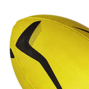 Ballon de rugby en caoutchouc fabriqué au Pakistan, ballon de rugby durable, taille officielle, contrôle supérieur à chaque lancer, ballon de rugby personnalisé - Product Image 4