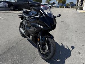 Ventes promotionnelles 2025 Moto YZF-R7 - Product Image 2