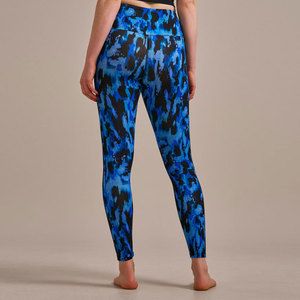 Women custom leggings with breathable <b>material</b> stretch fit OEM logo suitable for activewear events and retail branding - Product Image 2