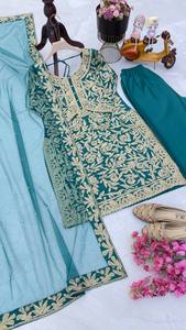 Traje paquistaní bordado con clase con costuras impecables Ideal para bodas y compromisos Disponible a precio mayorista - Product Image 6