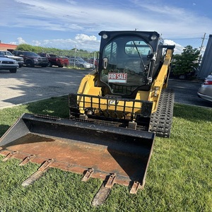 Chargeuse sur chenilles à direction par déplacement (SKID STEER) à moteur diesel pour la construction et l'agriculture – Garantie 2 ans – Équipement de qualité supérieure avec livraison rapide - Product Image 1