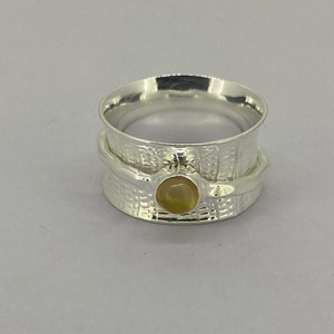 Anillo de compromiso de ópalo etíope de fuego blanco atractivo de Plata de Ley sólida 925 del proveedor Fabricación de joyas de piedras preciosas - Product Image 1