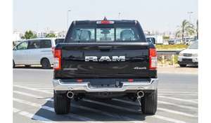 PICKUP 2023-2024, Motor de 4.5L de Aspiración Natural, Caja de Cambios Automática, Tracción en las Cuatro Ruedas, Volante a la Izquierda, Asientos de Cuero, Neumáticos R18, Sedán, Euro IV - Product Image 4