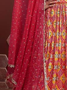 Nouveau Lehenga Choli moderne tendance avec chemisier lourd non cousu pour les femmes vêtements de fête du fournisseur indien - Product Image 4