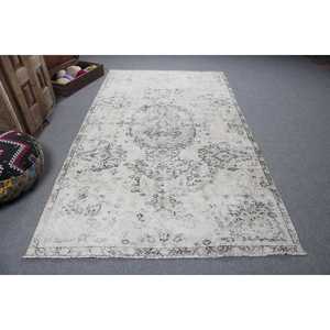 Alfombra Turca Vintage de 5.2x9.2 pies (159x279 cm), Alfombra Blanca Sólida - Product Image 1