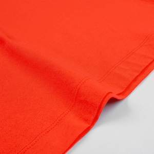 Camiseta básica naranja para hombre con cuello redondo Pima, manga corta con estampado de color sólido digital - Product Image 3