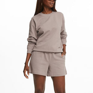 Sweat-shirts et shorts pour femmes en molleton 100% coton, tendance, col rond, couture sur les poignets, coupe régulière, uni, streetwear, ensemble personnalisable - Product Image 4