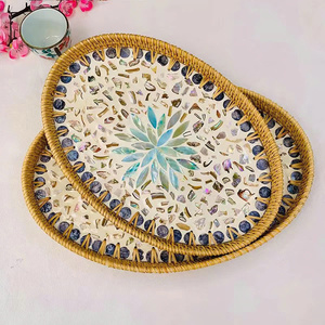 Cesta de Almacenamiento de Mimbre Colorida al por Mayor, Bandeja Ecológica Tejida con Materiales Naturales, Hecha en Vietnam - Product Image 1