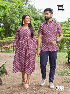Chemise en soie et rayonne imprimée exclusive Blue Hills et combinaison de couple Kurti Tenue de fête tendance élégante pour les couples - Product Image 6
