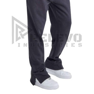 Conjunto Deportivo Premium para Hombre, Sudadera con Capucha Extra Grande con Cierre y Pantalones Deportivos Acampanados - Product Image 3
