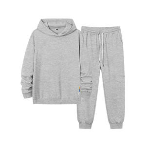 Survêtements de fitness personnalisés de haute qualité ensembles de jogging Tech Fit survêtements vierges pour hommes survêtements d'extérieur ensemble de 2 pièces à capuche et pantalons de survêtement - Product Image 1
