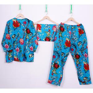 Ensemble de pyjama en coton pur à imprimé floral pour femmes, vêtements de nuit de luxe biologiques provenant d'un exportateur indien pour l'été - Product Image 4