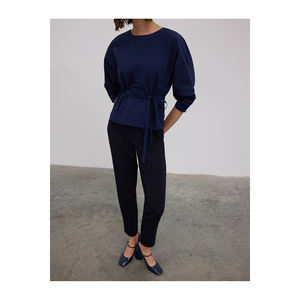 Chemisier en mélange de coton pour femme avec manches chauve-souris, détail élastique et ceinture - Product Image 3