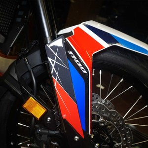 Adesivi Protettivi 3D Personalizzati per Forcella, Decorazioni per Moto Compatibili con Honda Africa Twin 1100 Modello 2022 - Product Image 1