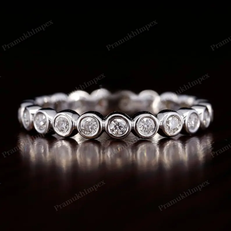Desain Baru terbaru Set Bezel berlian tumbuh Lab bulat cincin pernikahan Set Bezel keabadian penuh cincin tunangan 10K pita emas padat